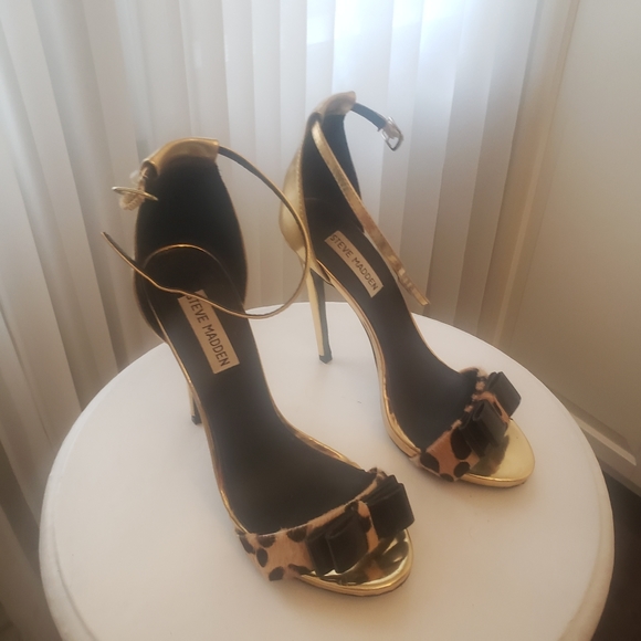 Steve Madden Gold and leopard pumps - Picture 1 of 9